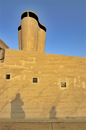 Marseille, La cit&eacute; radieuse de Le Corbusier, juillet 2004